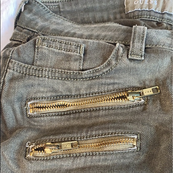 Guess Pants - Picture 12 of 12